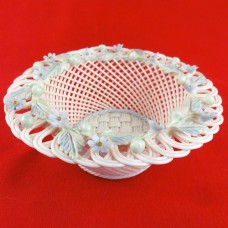 Belleek Basket Blue Forget-Me-Nots & Berries 6" 