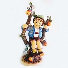 Hummel Apple Tree Boy 142/V Hummel Apple Tree Boy 142/V