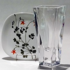 Peill Rhombus Vase #30071 height 7.25"