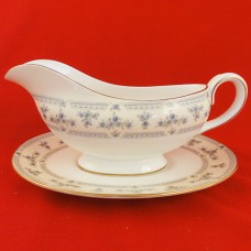 Aynsley Fleurette Gravy Boat & Stand