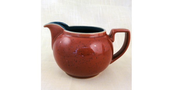 Denby Harlequin Creamer Red OUT/Green IN 3.5