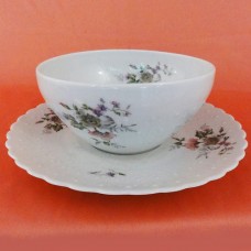 Georges Boyer Eglantine Gravy attached Stand