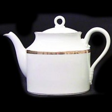 Ginori Dorato Tea Pot 7.25" tall