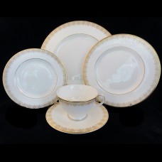 Gold Lace by Royal Doulton 5 Piece Place Setting