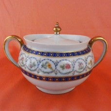 Haviland Limoges Malmaison Covered Sugar 3.5 inches tall