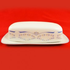 Mikasa Fountainbleu Covered Butter Dish 8" long L1201