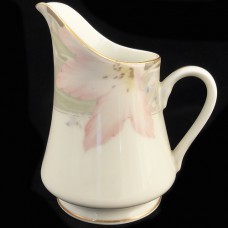 Mikasa Katherine Creamer 4.5" tall L5510