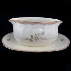 Mikasa Monticello Gravy Boat with Stand
