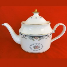 Minton Hanbridge Tea Pot 7 inches tall