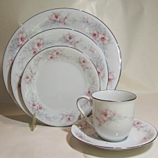 Noritake Alexandria 5 Piece Place Setting