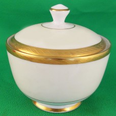 Royal Chelsea Chatsworth Covered Sugar 4" tall