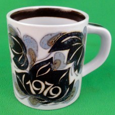 Royal Copenhagen Annual Mug 1979 SMALL 2.8" tall