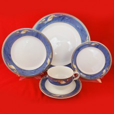 Royal Copenhagen Magnolia Light Blue 5 Piece Place Setting