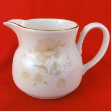 Royal Doulton Allure Creamer 3.25" tall