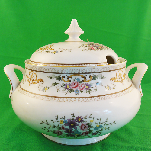 Royal Doulton Alton Soup Tureen 10.5" wide