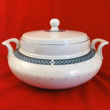 Royal Doulton Burlington Covered Vegetable 10" long