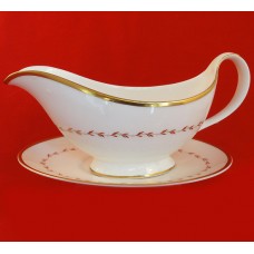 Royal Doulton Covington Gravy Boat & Stand