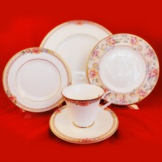 Royal Doulton Darjeeling 5 Piece Place Setting