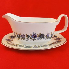 Royal Doulton Esprit Gravy Boat & Stand