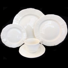 Royal Doulton Hallmark 5 Piece Place Setting 