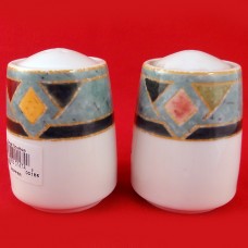 Royal Doulton Japora Sat & Pepper Shakers 3.5" tall