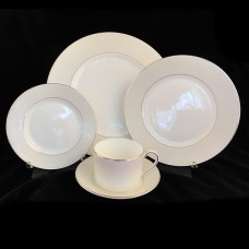 Royal Doulton OPALENE 5pc Place Setting NEW Indonesia