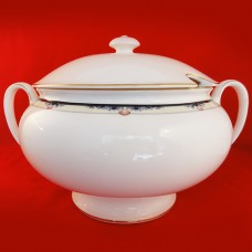 Royal Doulton Rhodes Soup Tureen 10" diameter