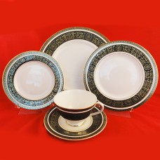 Royal Doulton VANBOROUGH 5pc Place Setting NEW