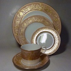 Royal Worcester Balmoral Pink 5 Piece Place Setting