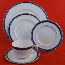 Royal Worcester Baroness 5 Piece Place Setting