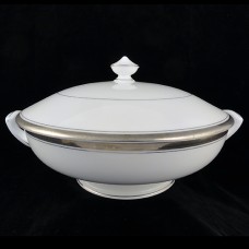 Royal Worcester Baroness Covered Vegetable 11" wide