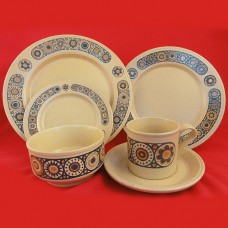 Staffordshire Kiln Craft BACCHUS 6 Piece Set with luncheon Staffordshire Kiln Craft BACCHUS 6 Piece Set with luncheon