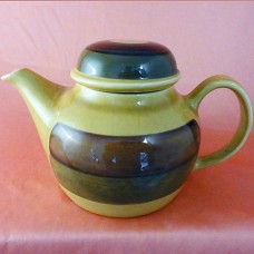 Stavangerflint Figgjo Tea Pot 5.5 inches tall
