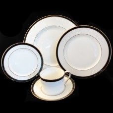 WARWICK BLACK by Royal Grafton 5 Piece Place Setting