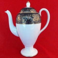 Wedgwood Florentine Green Coffee Pot 10.25" tall
