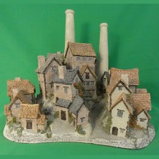 David Winter Distillery The Village Scottish Collection 1981