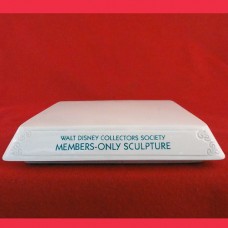 Disney Collectors Society Members Only Sculpture Stand