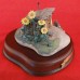 Disney Three Little Pigs Fiddler Pigs Stick House 3.5" tall