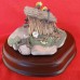 Disney Three Little Pigs Fiddler Pigs Stick House 3.5" tall