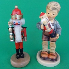 Hummel Nutcracker Sweet 6" tall HUM 2130 Hummel Nutcracker Sweet 6" tall HUM 2130