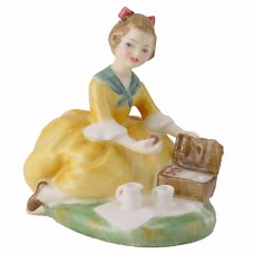 Royal Doulton Picnic HN2308