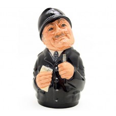 Royal Doulton Sgt Peeler The Policeman D6720 4" tall Royal Doulton Sgt Peeler The Policeman D6720 4" tall