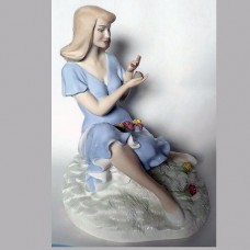 Royal Doulton Summer Rose HN 3085 8.25" tall