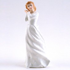 Royal Doulton Sweet Dreams HN 3394 6" tall