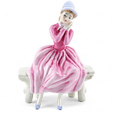 Royal Doulton Young Dreams HN 3176