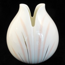 IMPRESSIONS Royal Doulton Tulip Vase Pink 6.75" 
