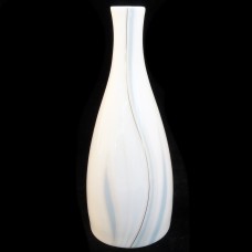 IMPRESSIONS Royal Doulton Willow Wind Vase Blue 7"