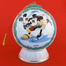 Disney Ornament Ball Mickey and Mini skating
