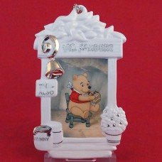 Disney Ornament Winnie the Pooh and the Honey Tree 1996
