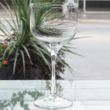 Kosta Boda ANN 12oz WINE 7.87" tall Sweden NEW Never Used